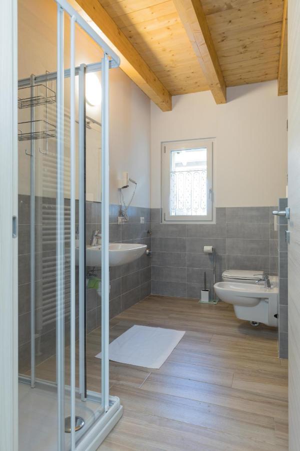 Appartement Residenze Lariane à Colico Extérieur photo